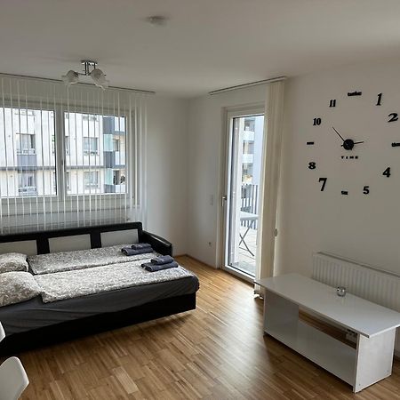Hauptbahnhof Ferienwohnung Am Park 维也纳 外观 照片