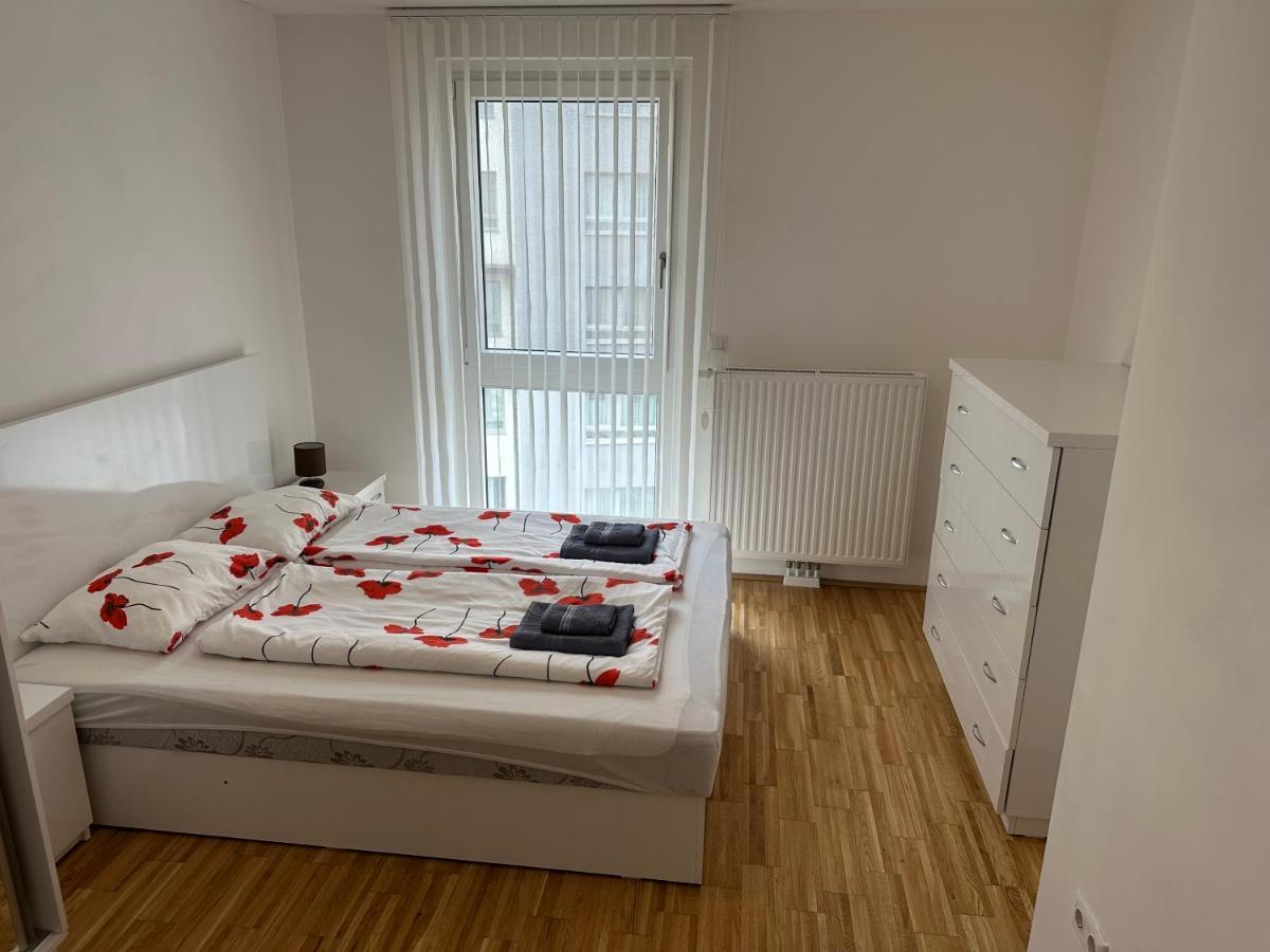 Hauptbahnhof Ferienwohnung Am Park 维也纳 外观 照片